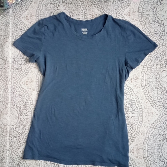 Victoria Secret casual tee - Picture 2 of 5